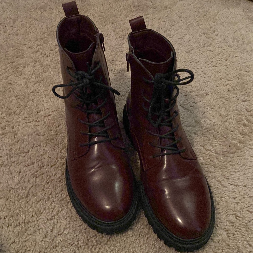 🎆 JustFab Size 7.5 Maroon Combat Boots